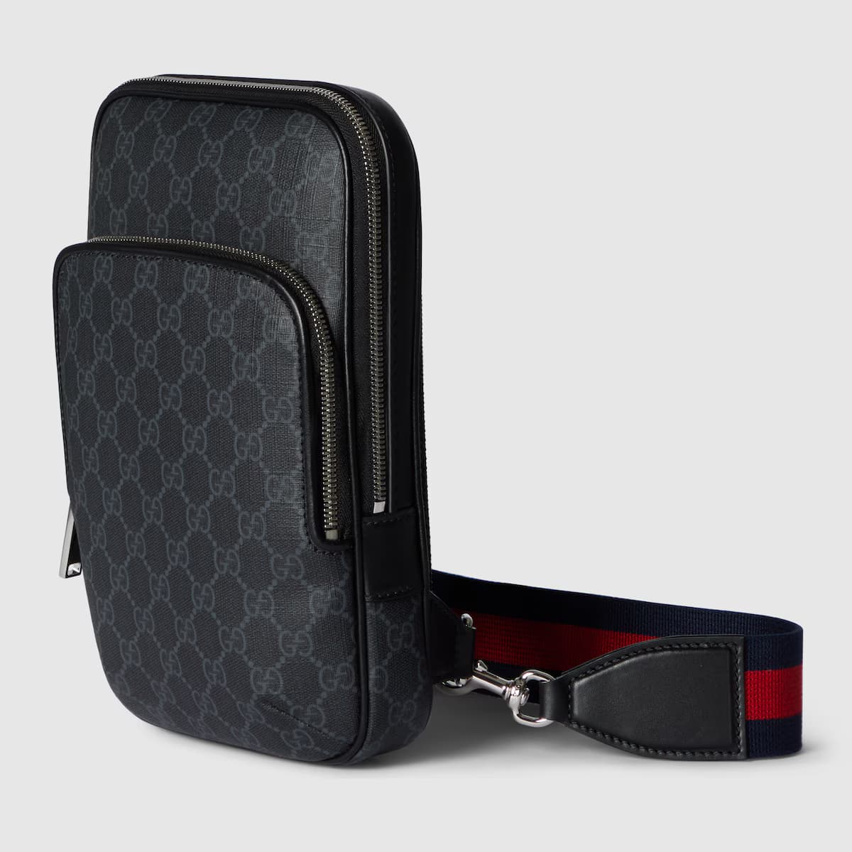 Black small slingbag — view 3
