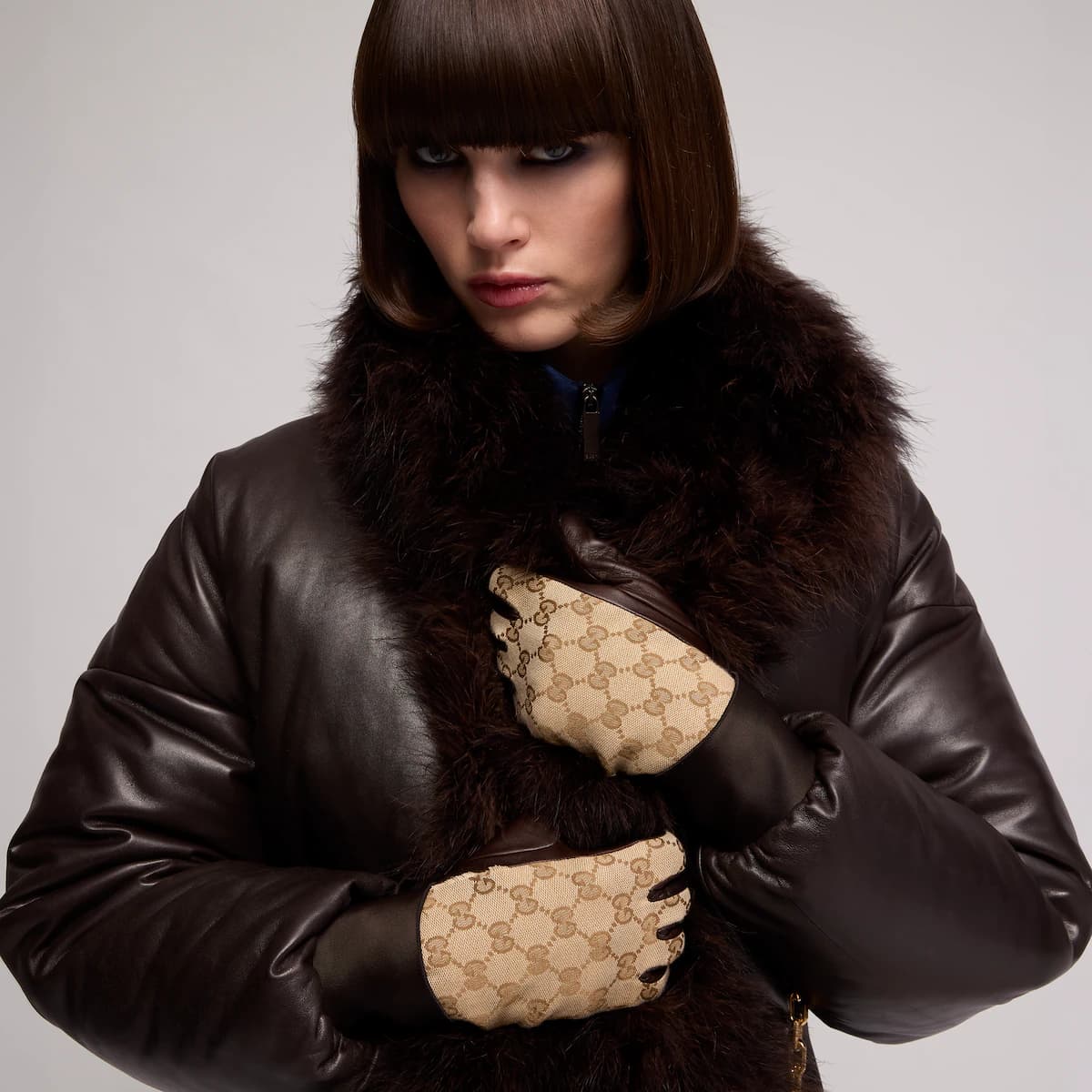 canvas gloves — view 1