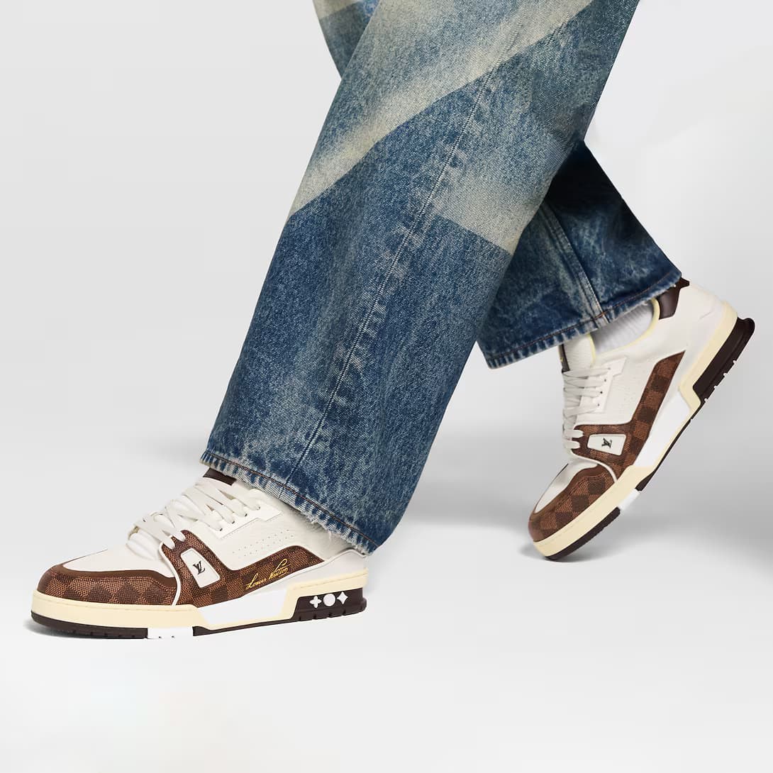 LV Trainer Sneaker WW — view 9
